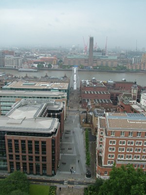 Millennium Footbridge (from St. Paul's)